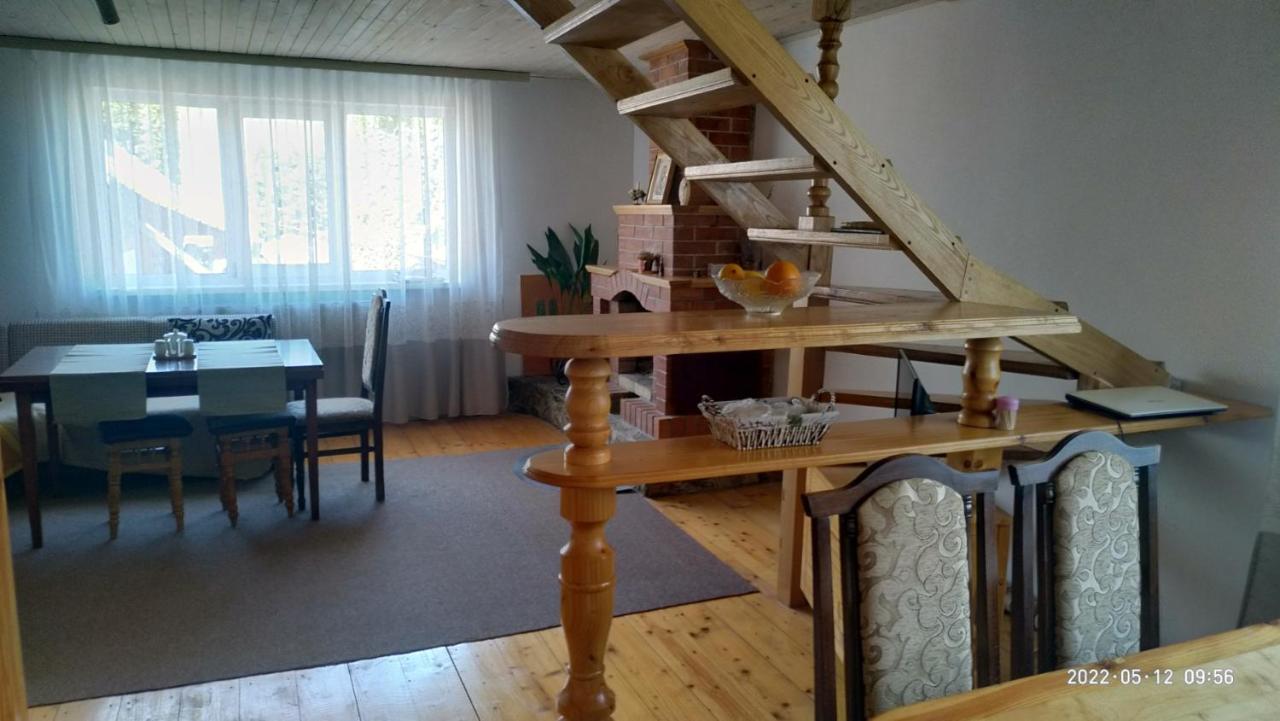 Pid Skeleyu Hotel Лазещина Екстериор снимка