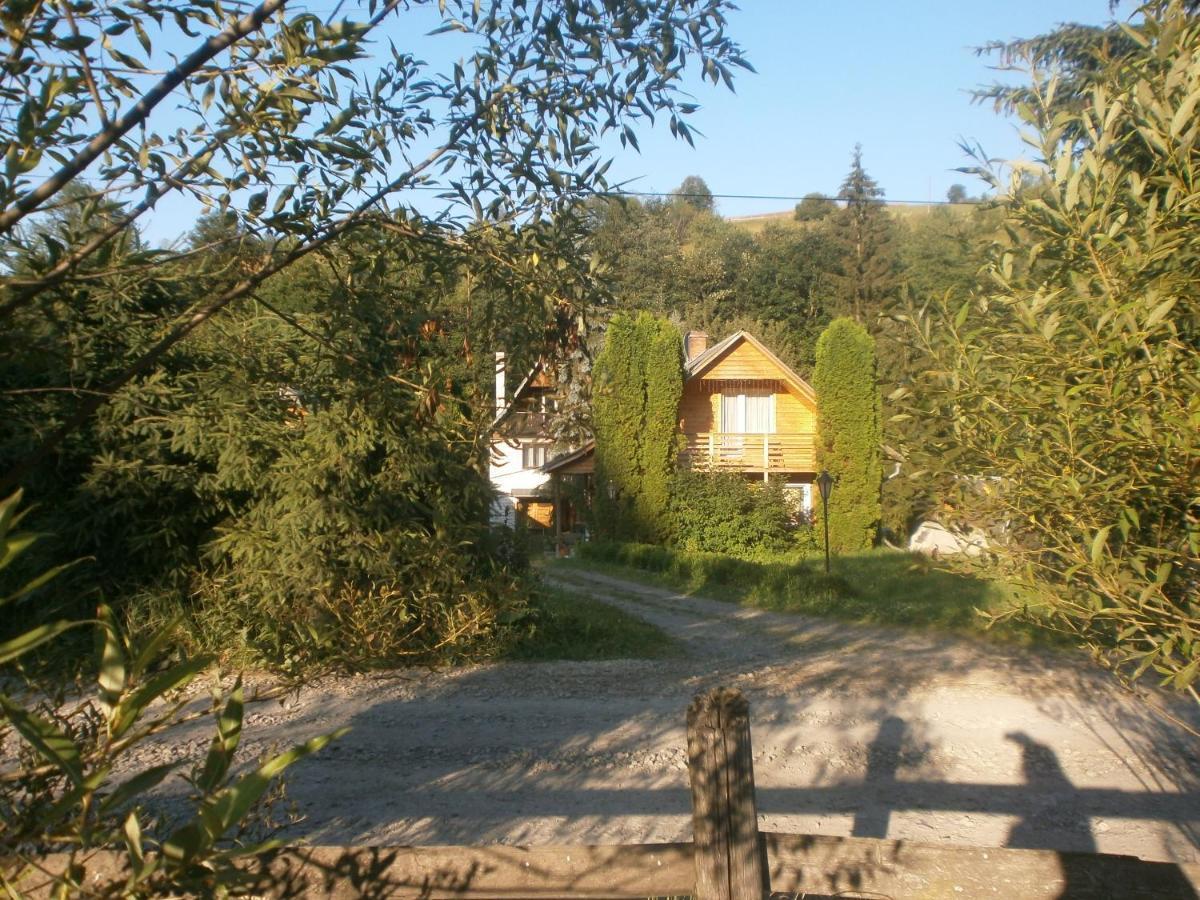 Pid Skeleyu Hotel Лазещина Екстериор снимка