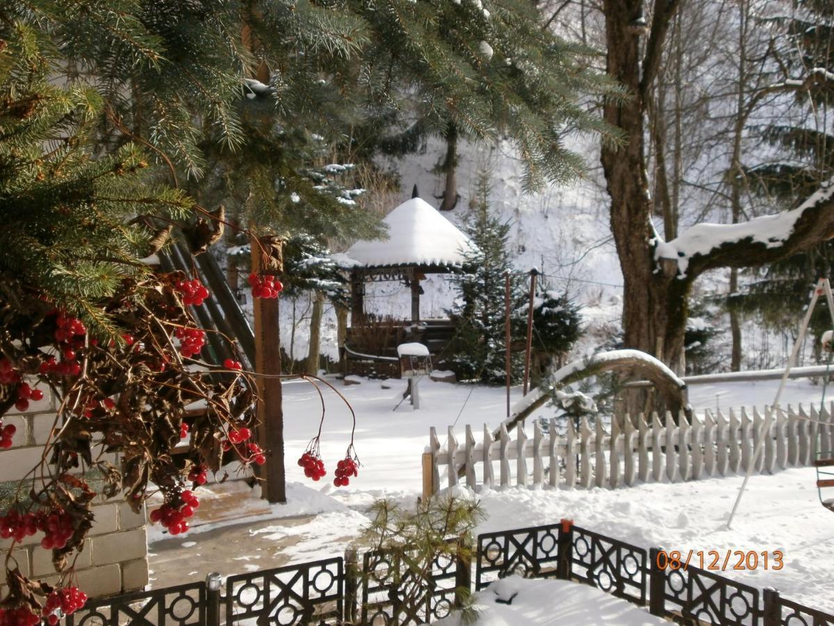 Pid Skeleyu Hotel Лазещина Екстериор снимка